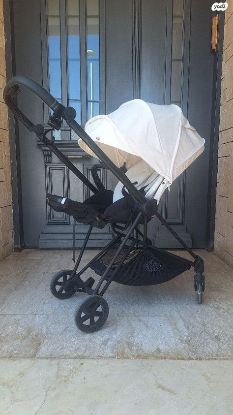 עגלת תינוק