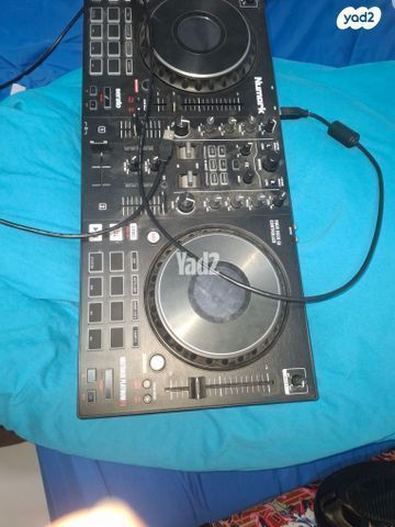 DJ Numark Mixtrack Platinum