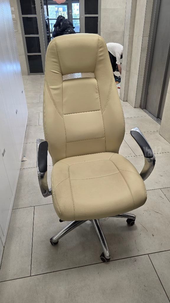 כיסא מנהלים