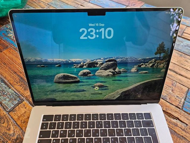 MacBook Air 15" M2 2023