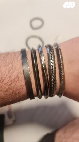 צמידים מעוצבים