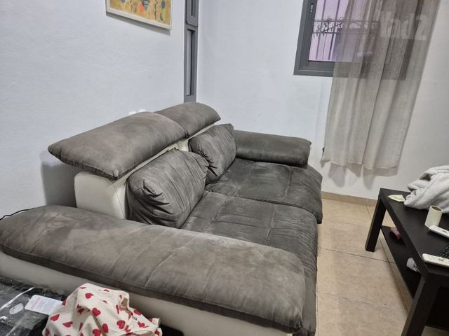 ספה אפורה