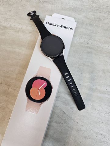 שעון חכם  watch 5 galaxy