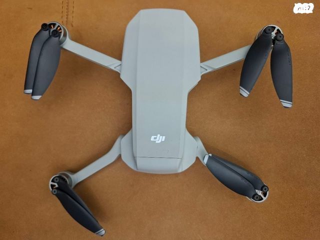 רחפן dji mavic חדש