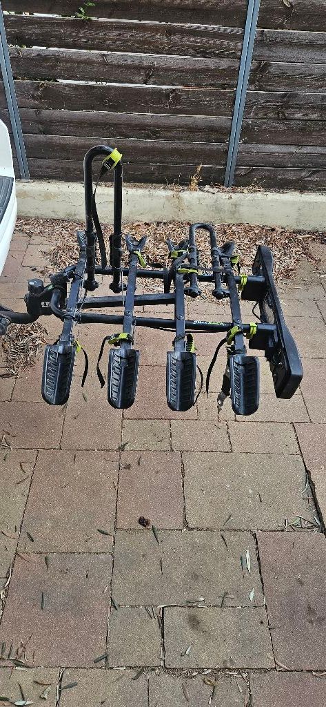 מנשא 4 זוגות buzz rack