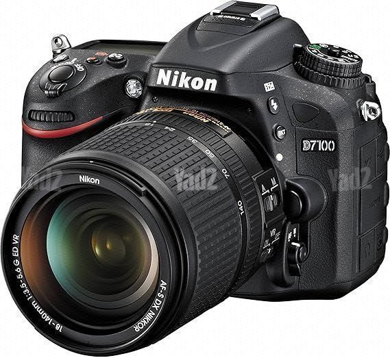 צלמת NIKON D7100