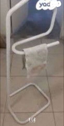 מתלה מעמד בגדים