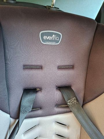 כיסא בטיחות evenflow