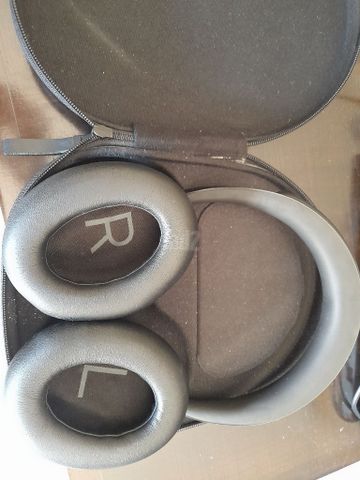 אוזניות בוס