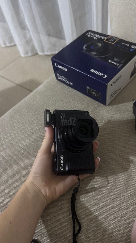 מצלמה canon sx740