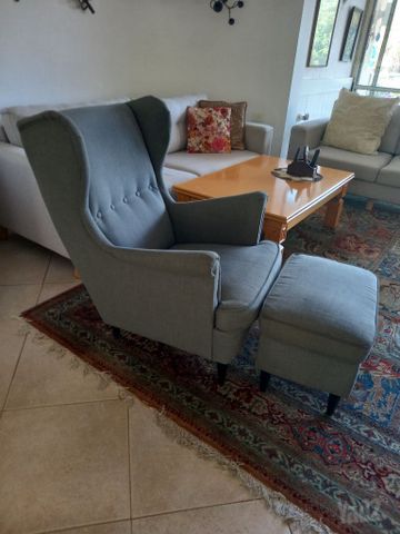 כורסאת איקאה