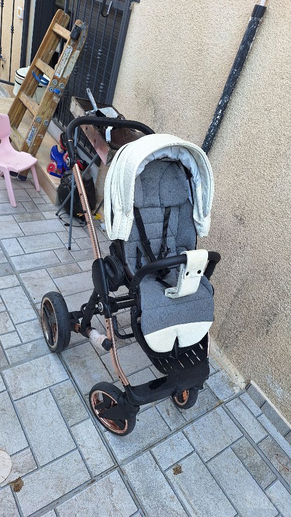 עגלת תינוק