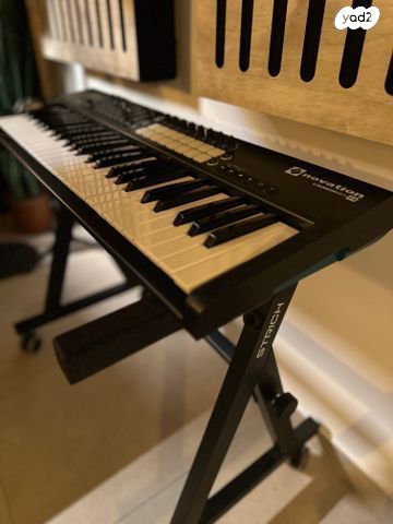 Novation launcheky 49