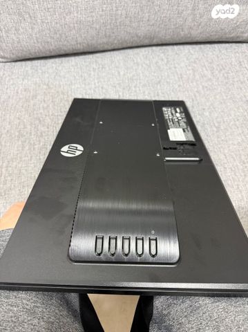 מסך 21.5 אינץ