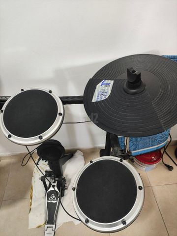 Behringer XD 8 USB