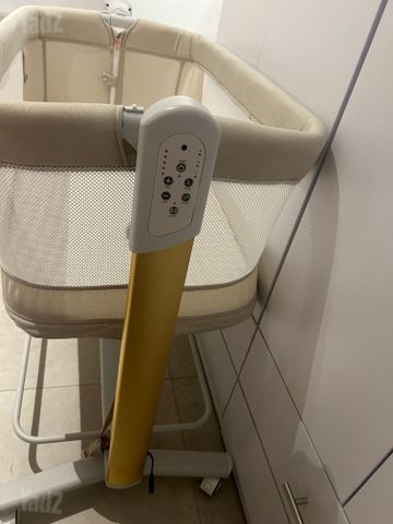 עריסה חשמלית לתינוק