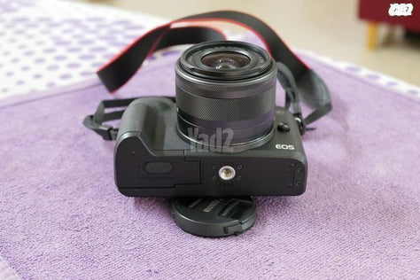 Canon M50 m2 + 2 Lenses