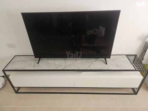 סט מזנון ושולחן לסלון