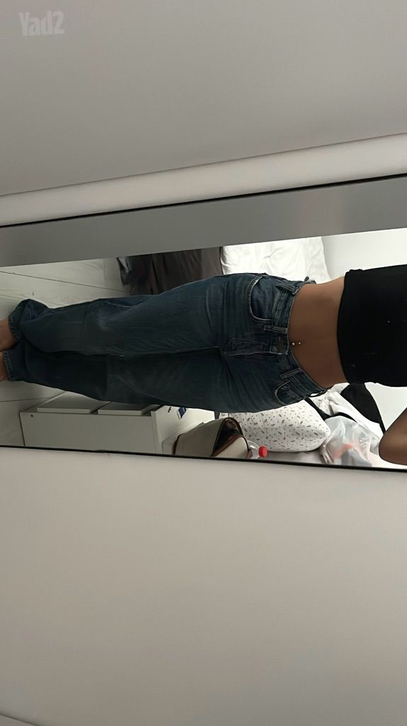 גינס של zara