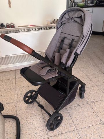 עגלת  תינוק