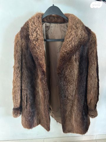 מעיל חום נעים
