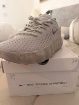 נעליי Nike mind 002