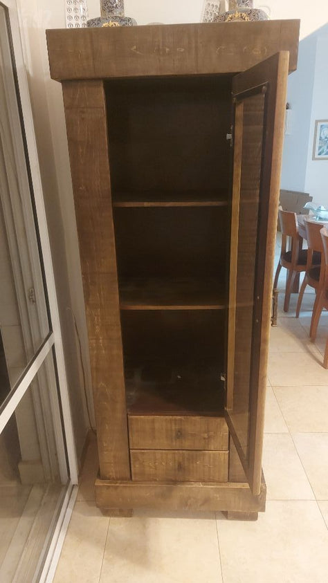 מזנון ויטרינה
