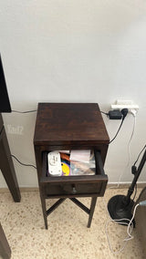 שידה קטנה
