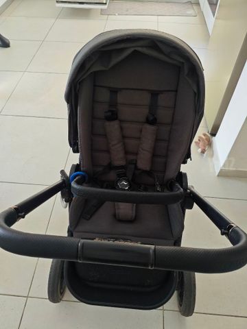 עגלת תינוק