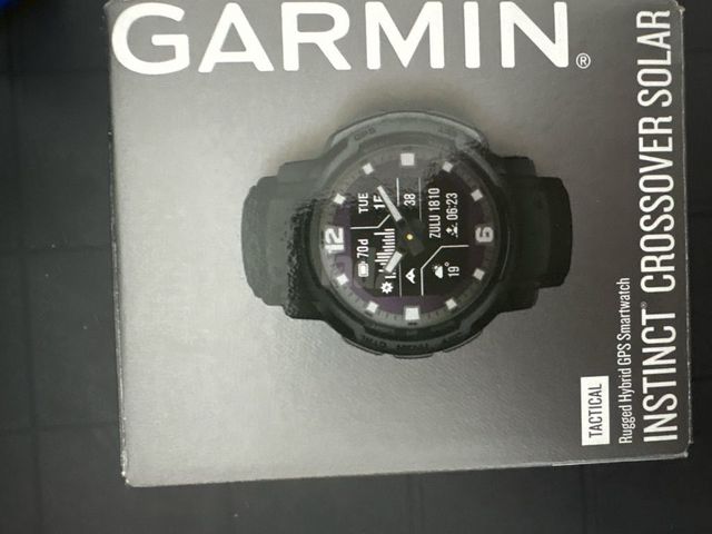 Garmin instinct crossover