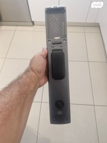 מנעול חכם
