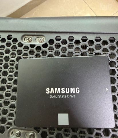 כונן  SSD של Samsung 1TB