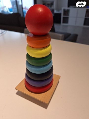 צעצועים מעץ לגיל הרך