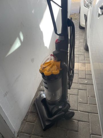 דייסון חוטי