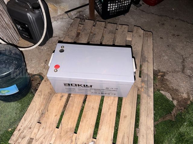 מצבר AOKLY 250Ah 12V