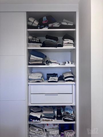 ארון הזזה
