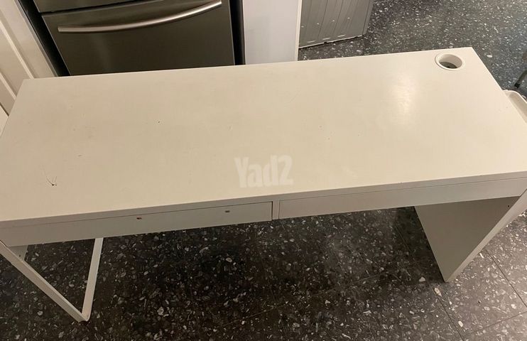 שולחן IKEA