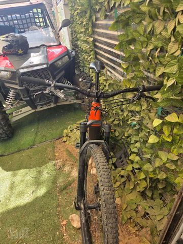 חשמלוק specialized