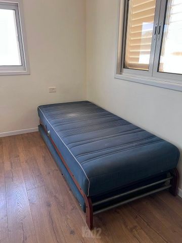 מיטת עמינח 90×200