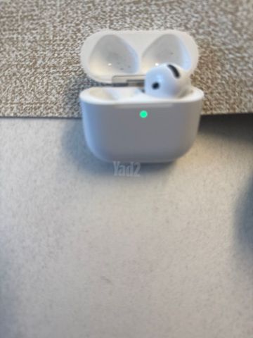 4 Airpods