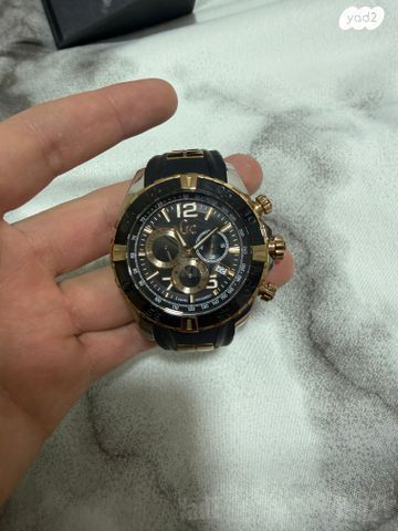שעון Guess