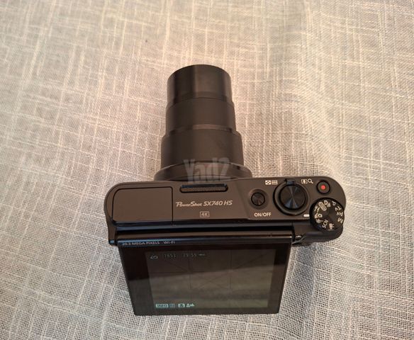 מצלמת canon PowerShot SX740