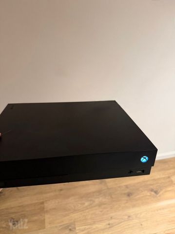 Xbox one x