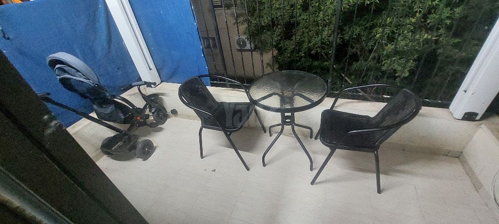 שולחן למרפסת