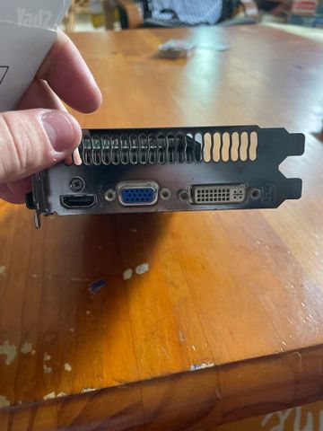 כרטיס מסך gtx 550 ti