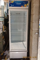 מקרר ויטרינה