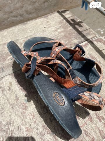 סנדלי Chaco