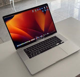 MacBook Pro 15.6 inch - 2019