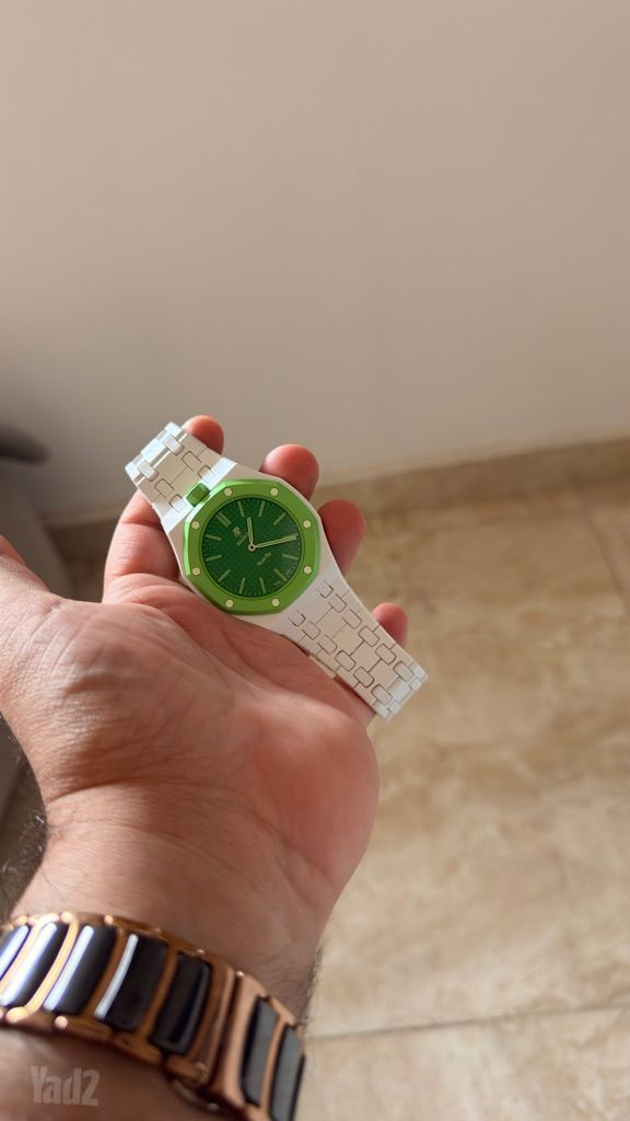 שעון AP x Swatch royal pop