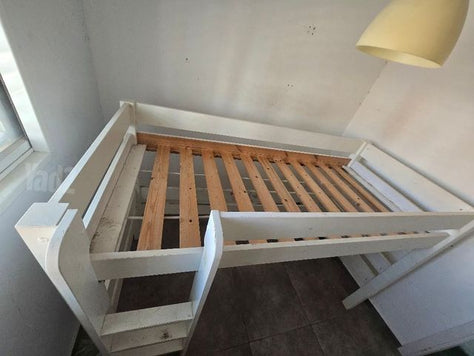 מיטת יחיד